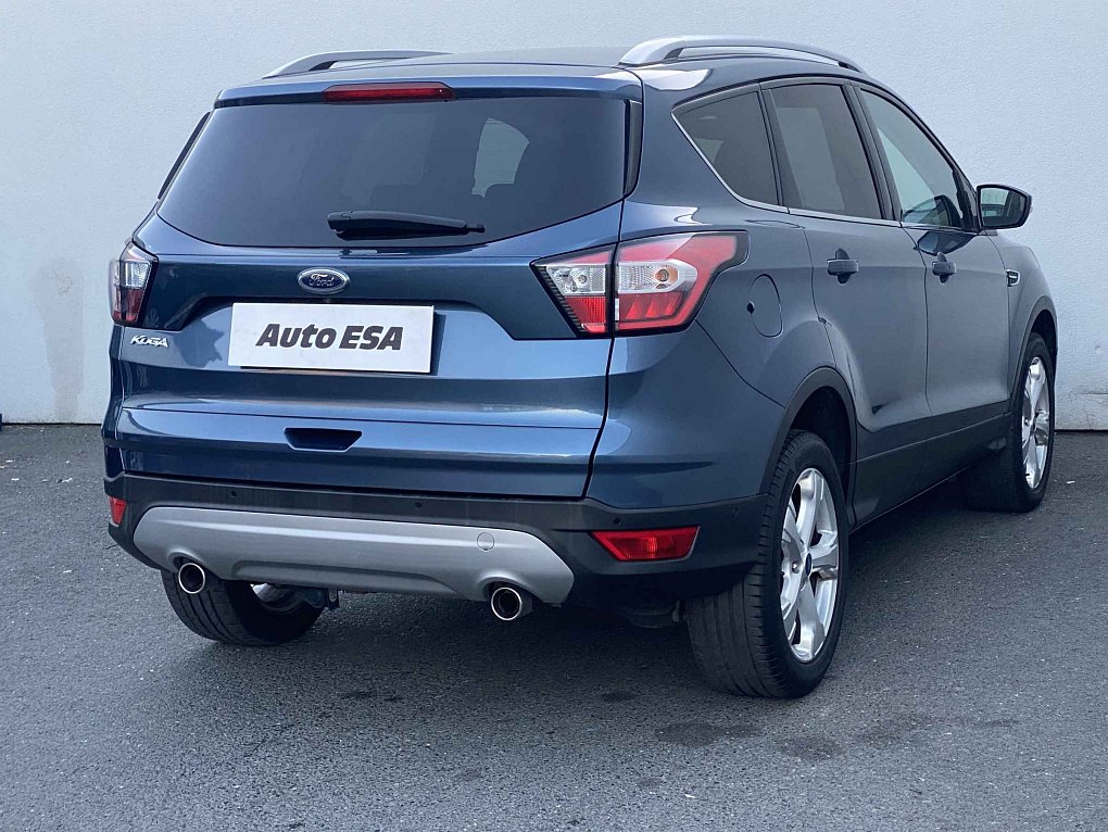 Ford Kuga 1.5 EB Titanium