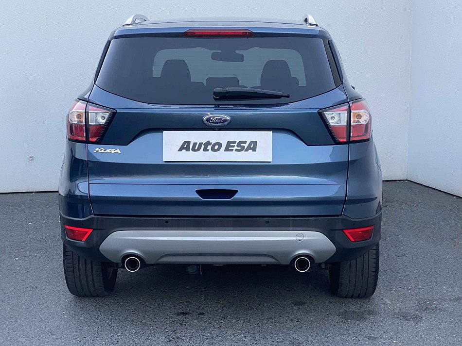 Ford Kuga 1.5 EB Titanium