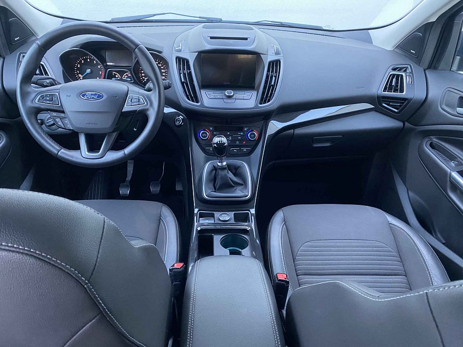Ford Kuga 1.5 EB Titanium