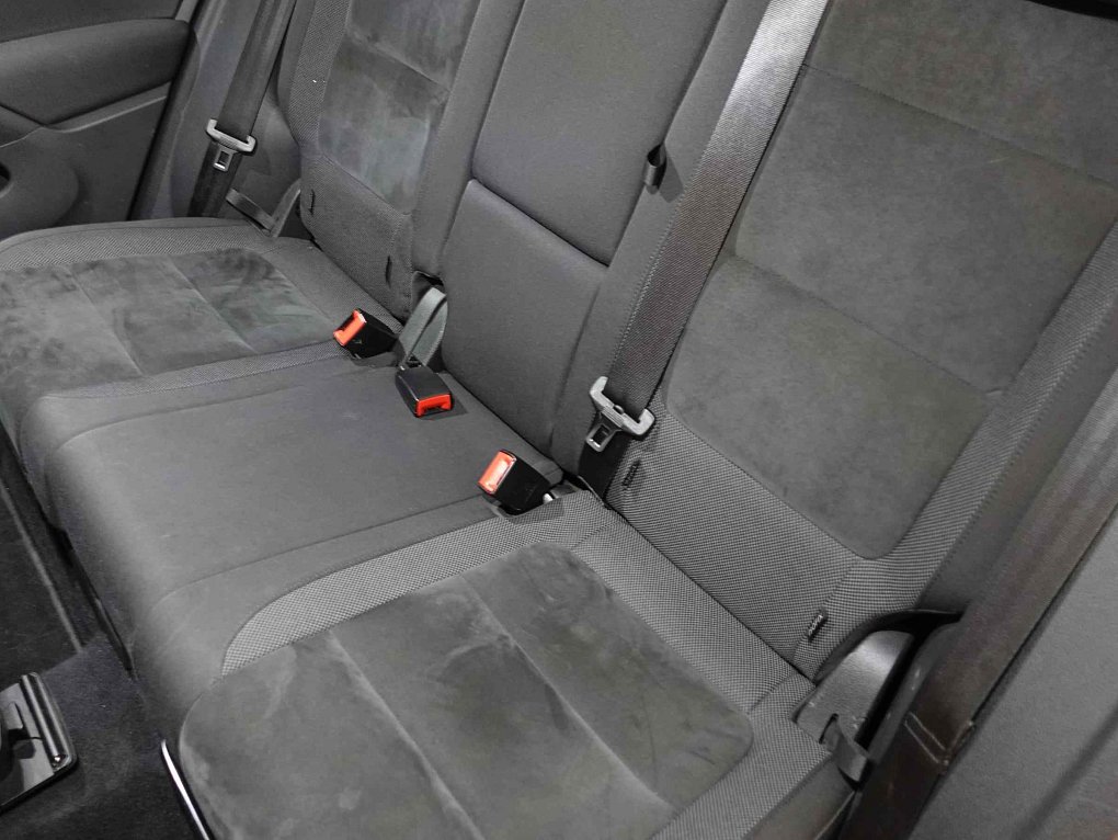 Volkswagen Tiguan 1.4TSi 