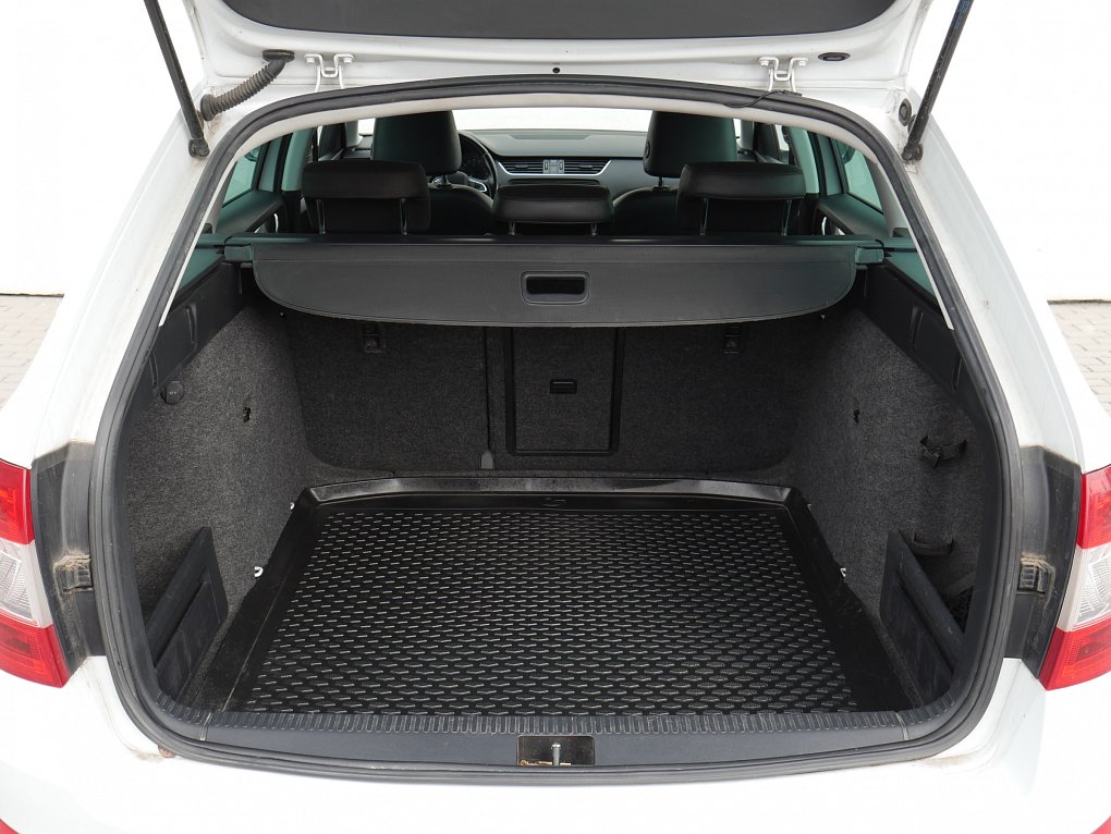 Škoda Octavia III 2.0TDi Elegance