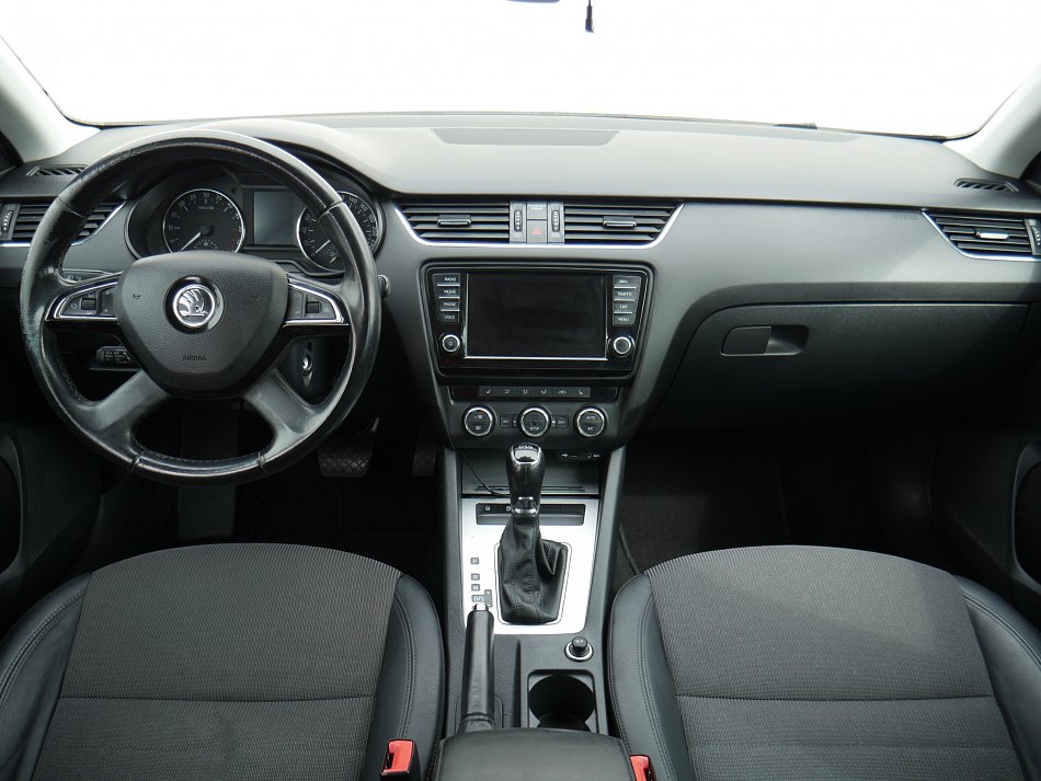 Škoda Octavia III 2.0TDi Elegance