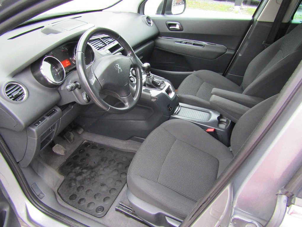 Peugeot 5008 1.6HDi 