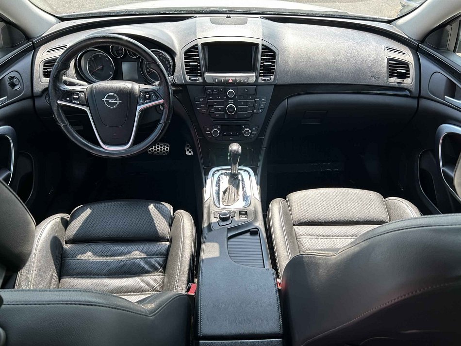 Opel Insignia 2.0CDTi 