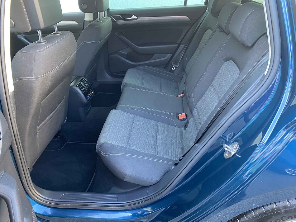 Volkswagen Passat 2.0TDi Business