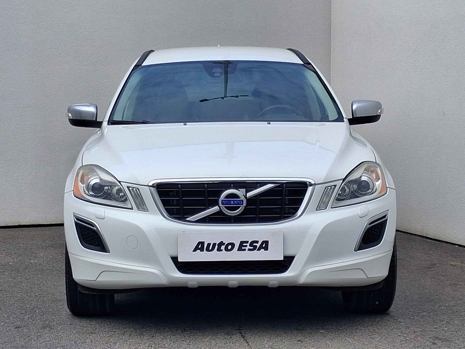 Volvo XC60 2.4 D5 R-design AWD