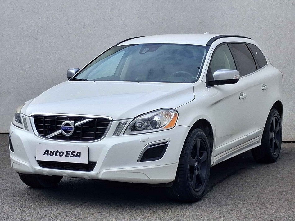 Volvo XC60 2.4 D5 R-design AWD
