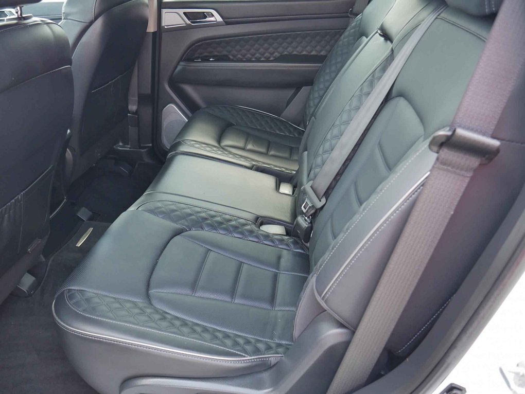 SsangYong Rexton 2.2 CRDi  4x4, 7míst