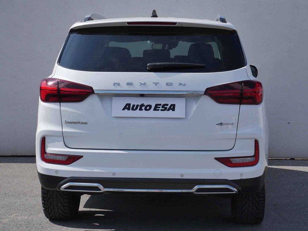 SsangYong Rexton 2.2 CRDi  4x4, 7míst