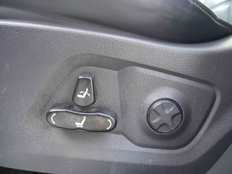 SsangYong Rexton 2.2 CRDi  4x4, 7míst