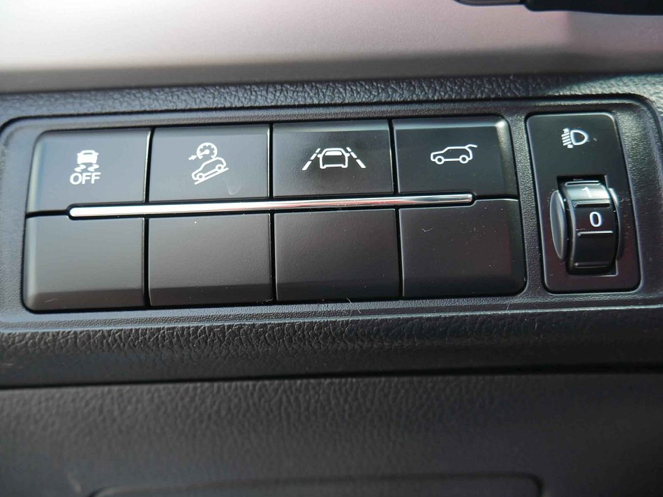 SsangYong Rexton 2.2 CRDi  4x4, 7míst