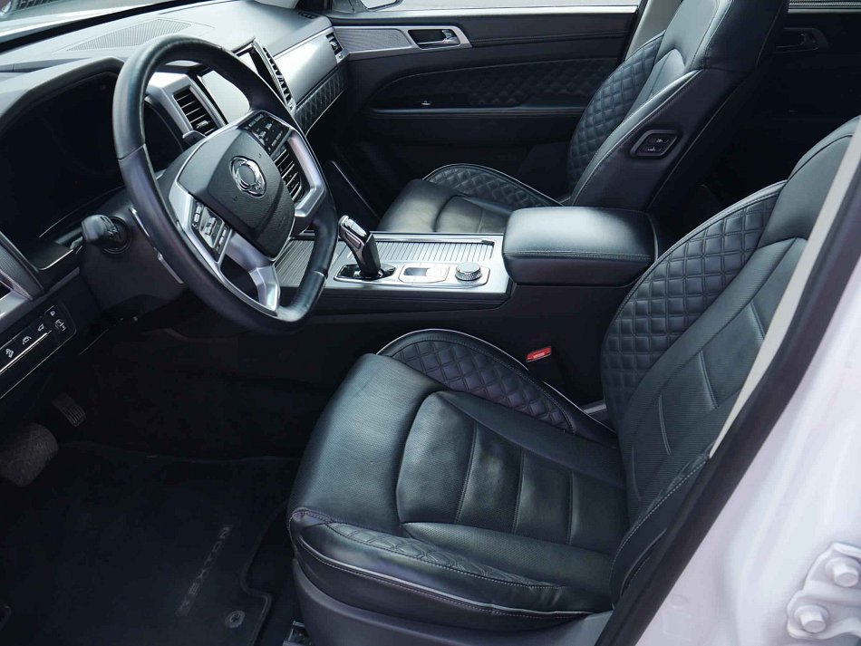 SsangYong Rexton 2.2 CRDi  4x4, 7míst
