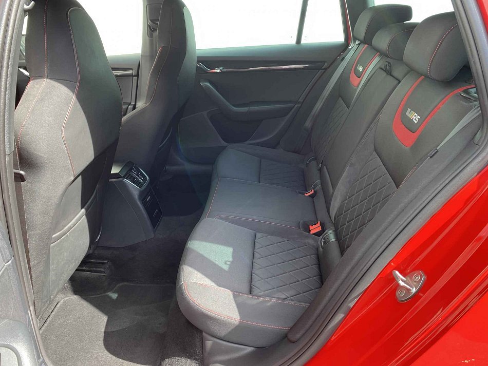 Škoda Octavia III 2.0 TDi RS 4x4