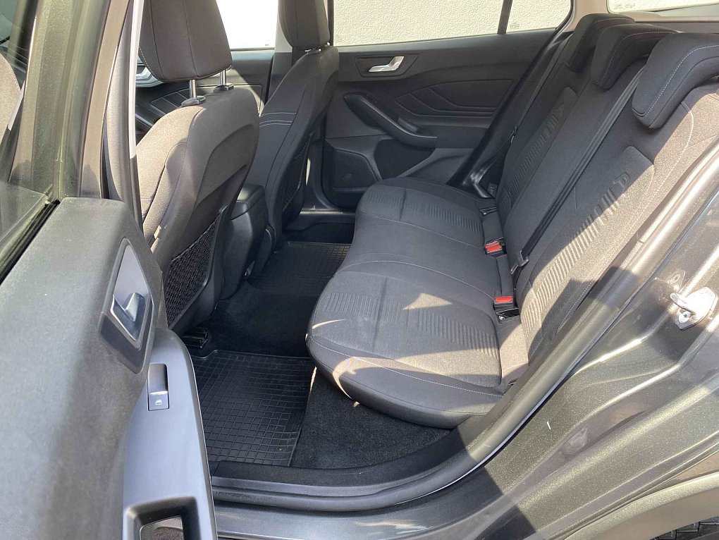 Ford Focus 1.0EB Active