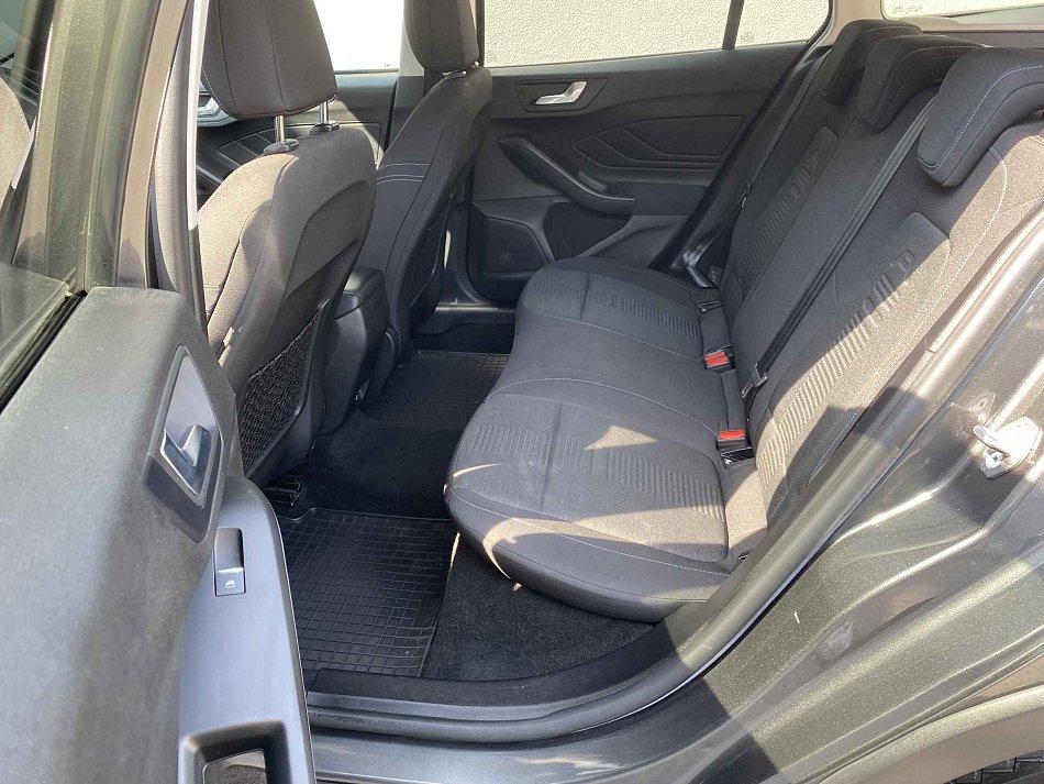 Ford Focus 1.0EB Active