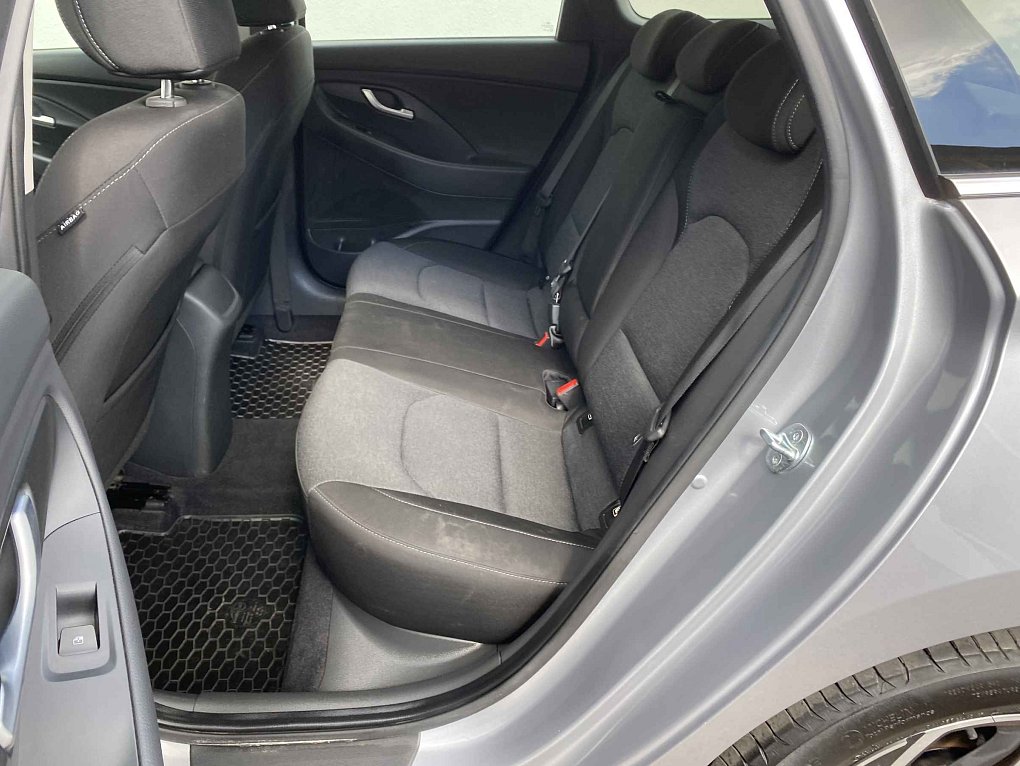 Hyundai I30 1.5 DPi Smart