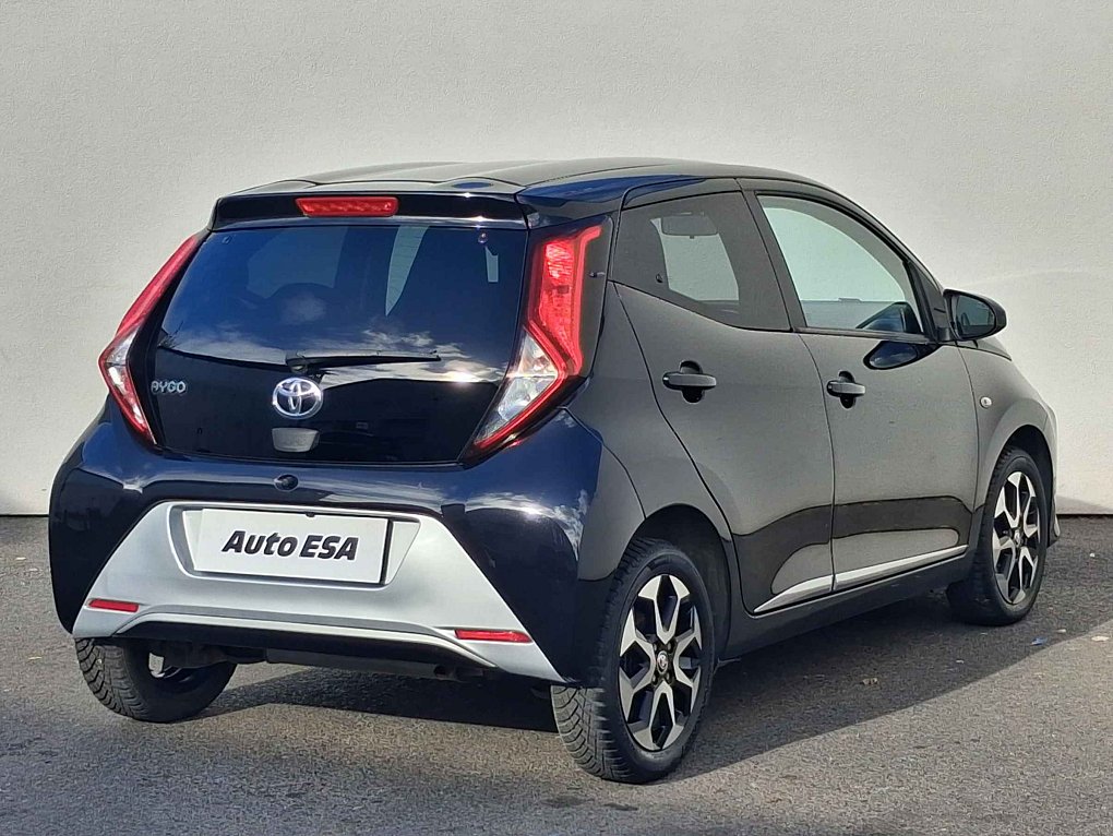 Toyota Aygo 1.0VVT-i X-play