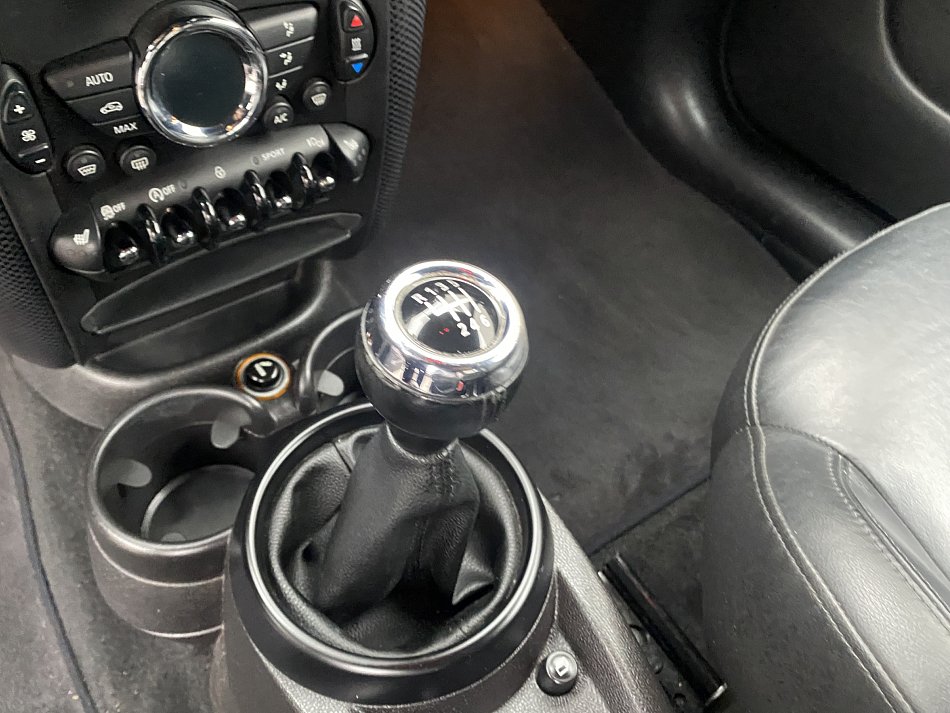 Mini Cooper S 2.0 D  4x4