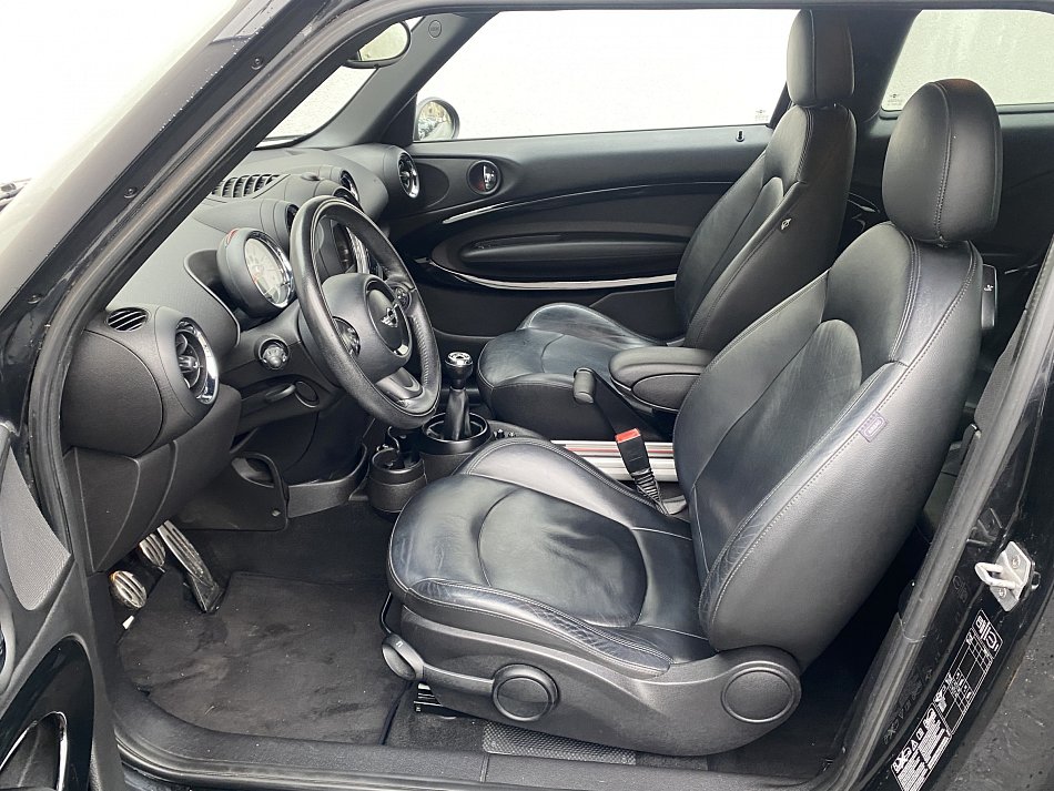 Mini Cooper S 2.0 D  4x4