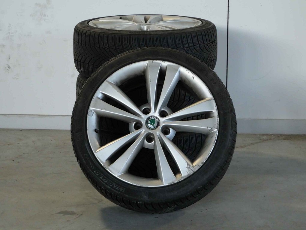 Škoda Octavia II 2.0 TFSi RS