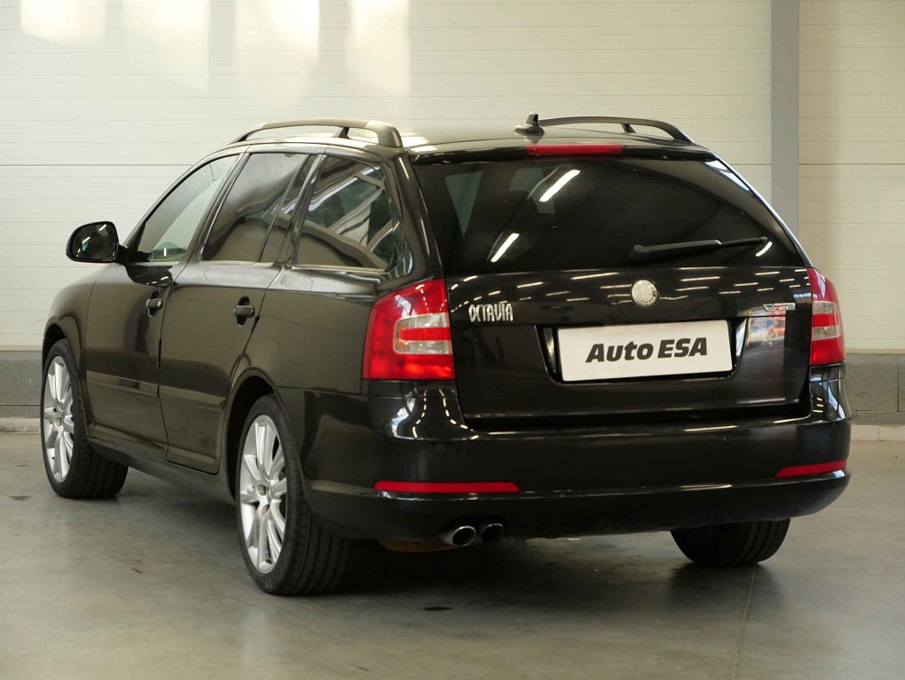 Škoda Octavia II 2.0 TFSi RS