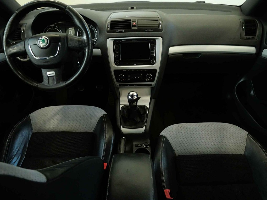 Škoda Octavia II 2.0 TFSi RS