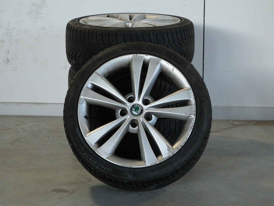 Škoda Octavia II 2.0 TFSi RS