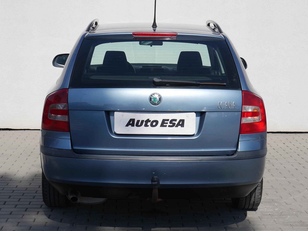 Škoda Octavia II 1.6 MPi Active