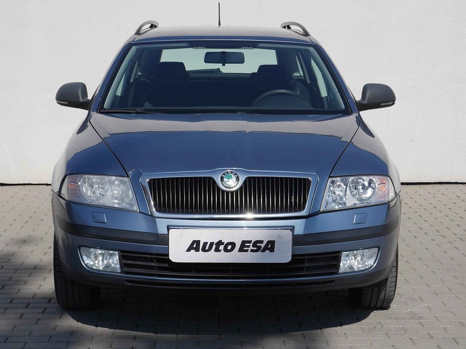 Škoda Octavia II 1.6 MPi Active
