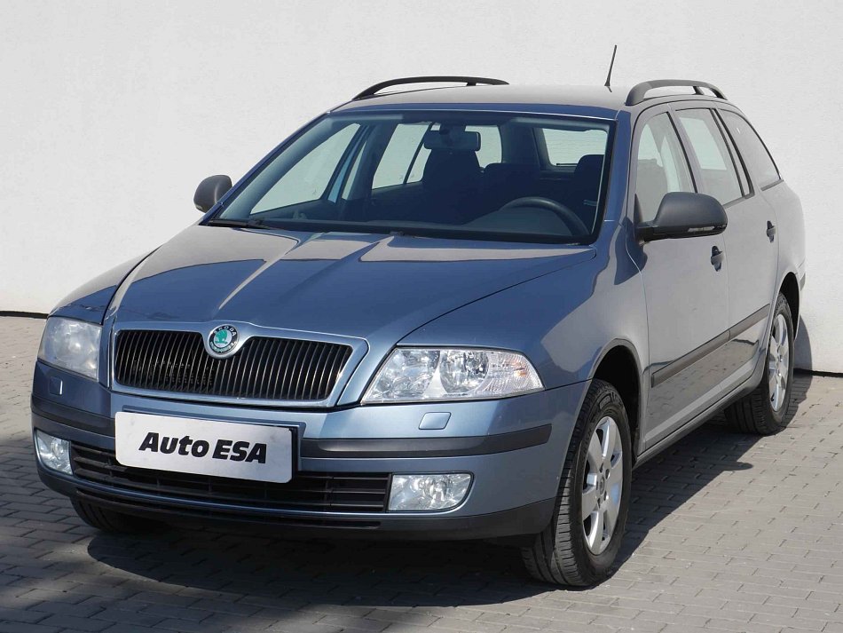 Škoda Octavia II 1.6 MPi Active