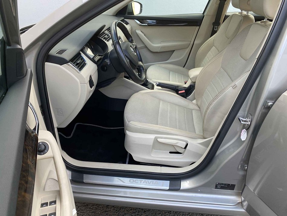 Škoda Octavia III 1.2 TSi Elegance