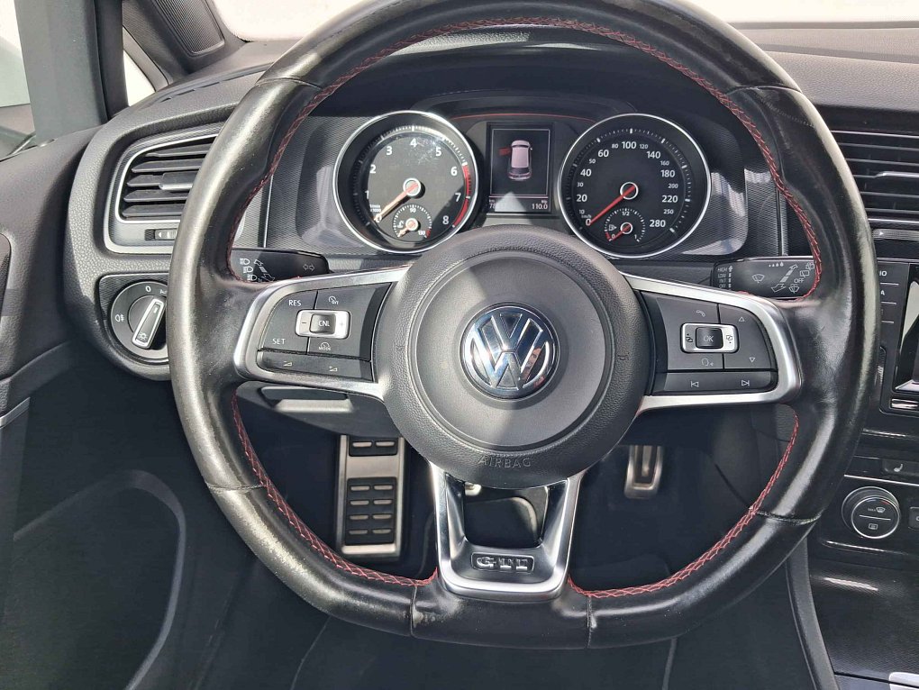 Volkswagen Golf 2.0 TSi GTi