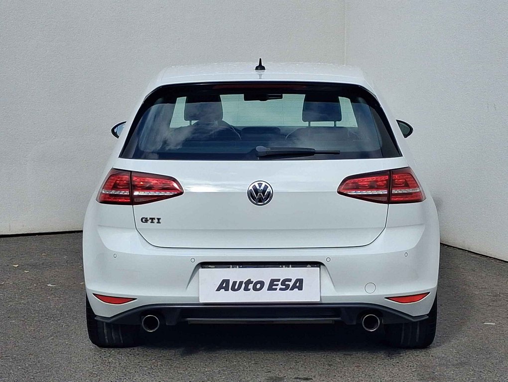 Volkswagen Golf 2.0 TSi GTi