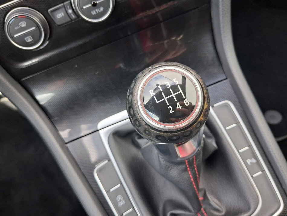 Volkswagen Golf 2.0 TSi GTi