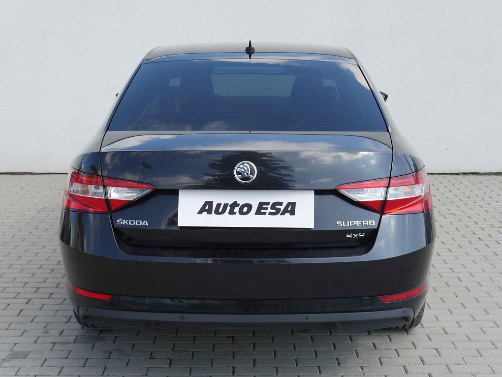 Škoda Superb III 2.0TDi Ambition 4x4