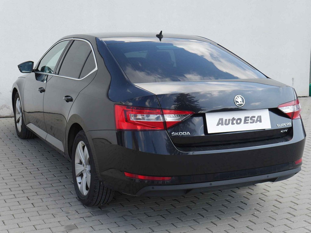 Škoda Superb III 2.0TDi Ambition 4x4
