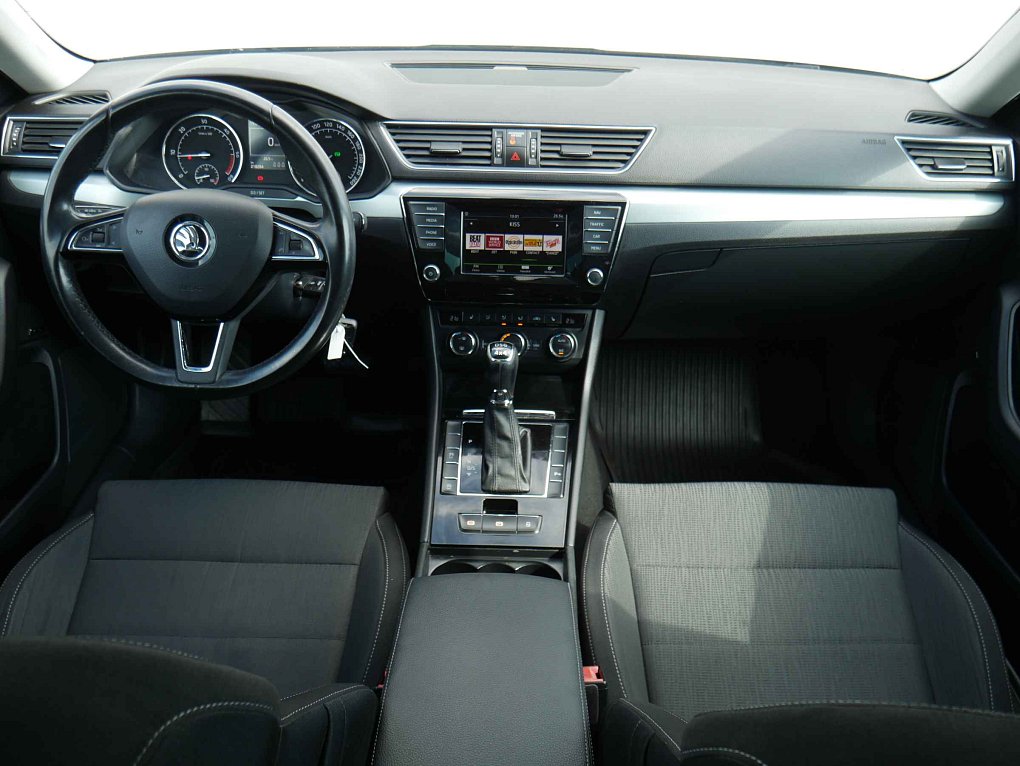 Škoda Superb III 2.0TDi Ambition 4x4