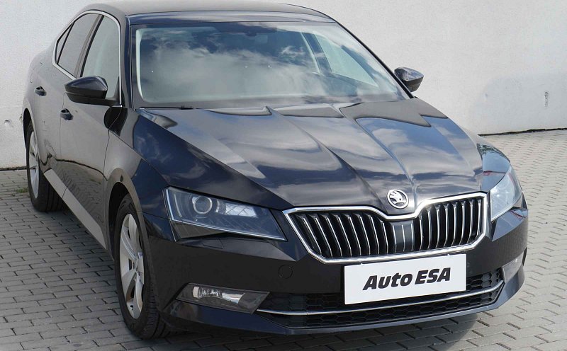 Škoda Superb III 2.0TDi Ambition 4x4