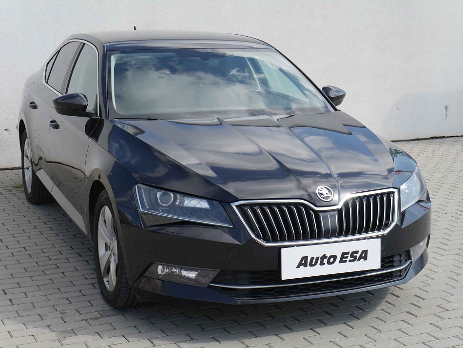 Škoda Superb III 2.0TDi Ambition 4x4