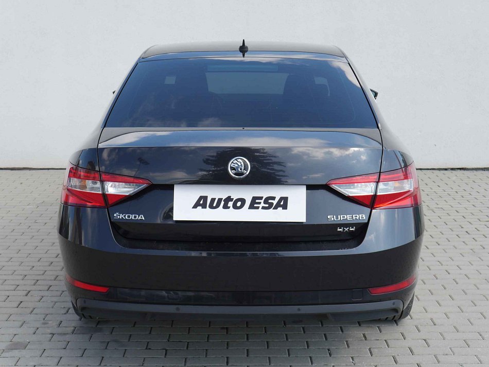 Škoda Superb III 2.0TDi Ambition 4x4