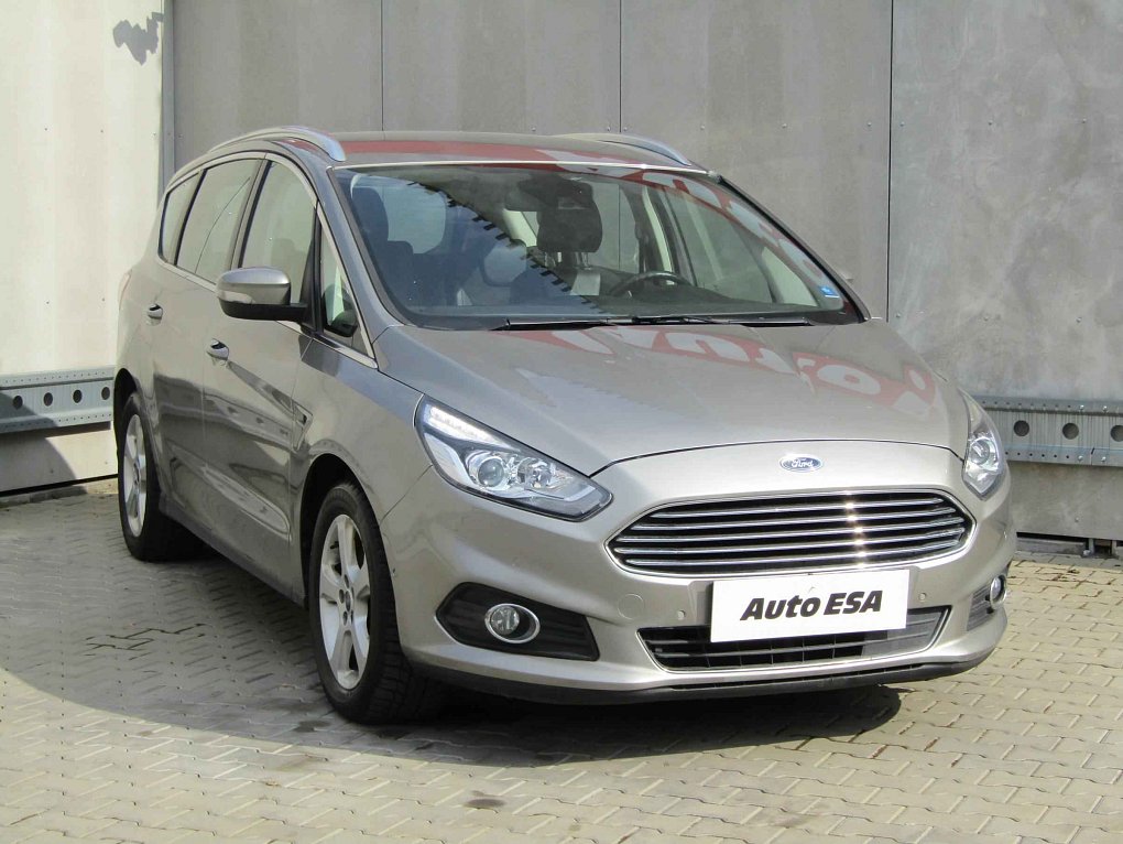 Ford S-MAX 2.0 TDCi Titanium 4x4