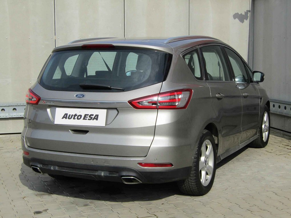Ford S-MAX 2.0 TDCi Titanium 4x4
