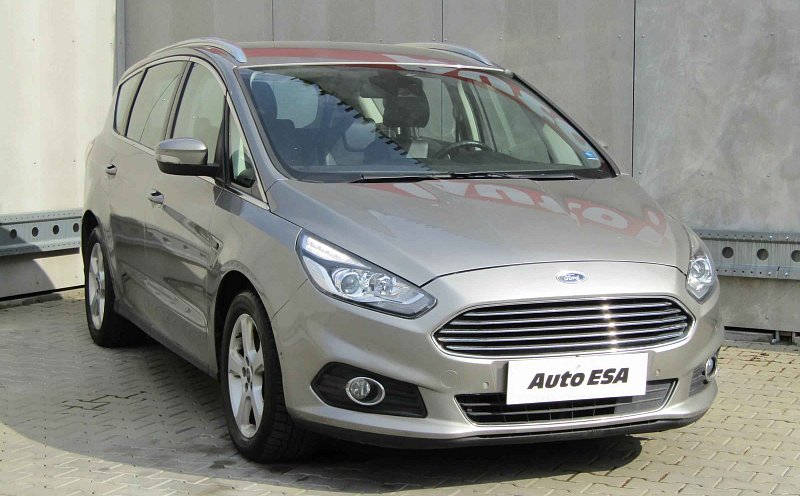 Ford S-MAX 2.0 TDCi Titanium 4x4