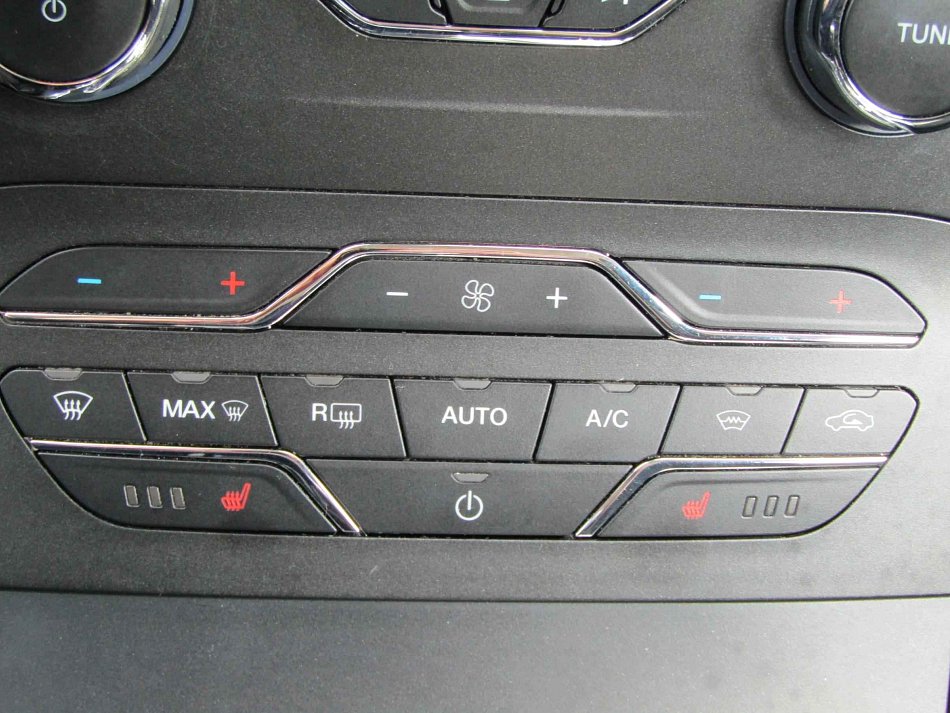 Ford S-MAX 2.0 TDCi Titanium 4x4