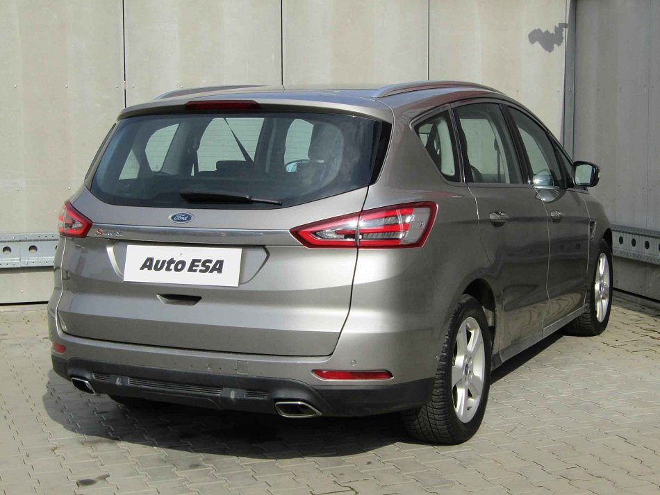 Ford S-MAX 2.0 TDCi Titanium 4x4