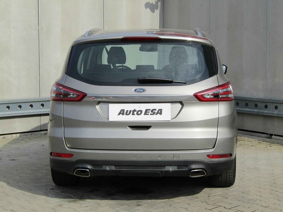 Ford S-MAX 2.0 TDCi Titanium 4x4