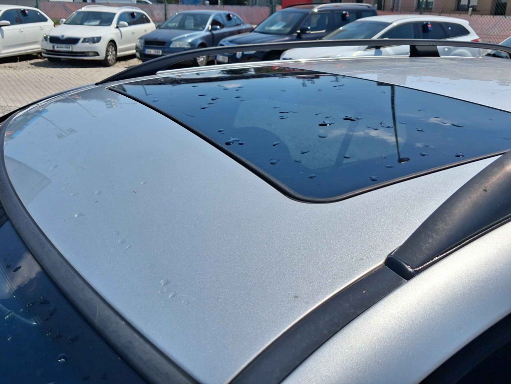 Mercedes-Benz Třída C 1.8i 