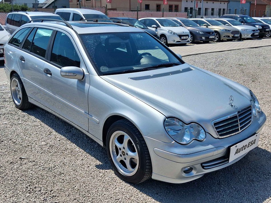 Mercedes-Benz Třída C 1.8i 
