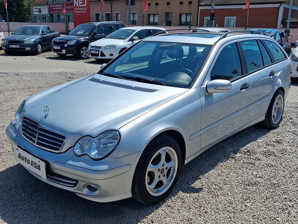 Mercedes-Benz Třída C 1.8i 