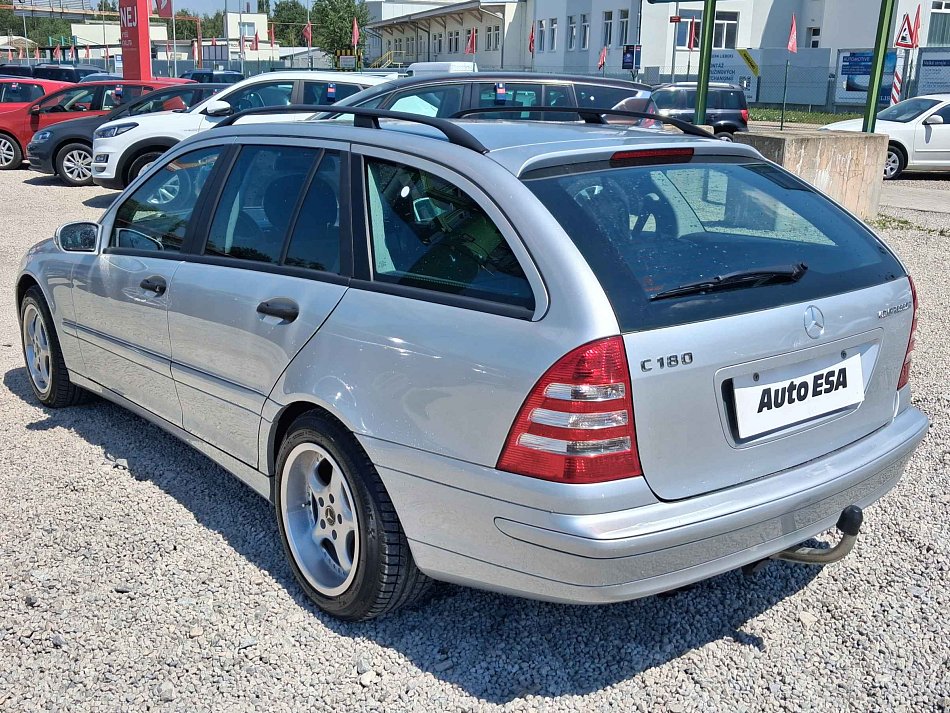 Mercedes-Benz Třída C 1.8i 